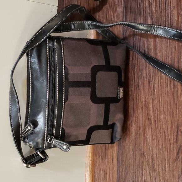 Nine West Bags Nine West Crossbody Bag In Tones Of Brown Zipper